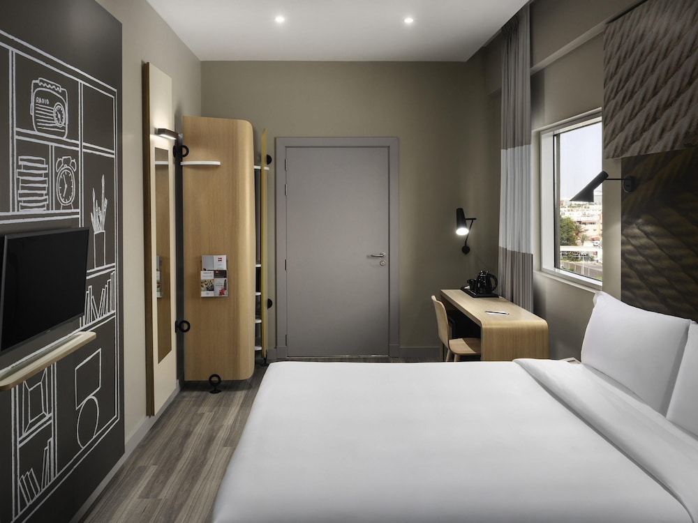 فندق إيبيس جدة طريق الملك(Ibis Jeddah Malik Road) 17/70