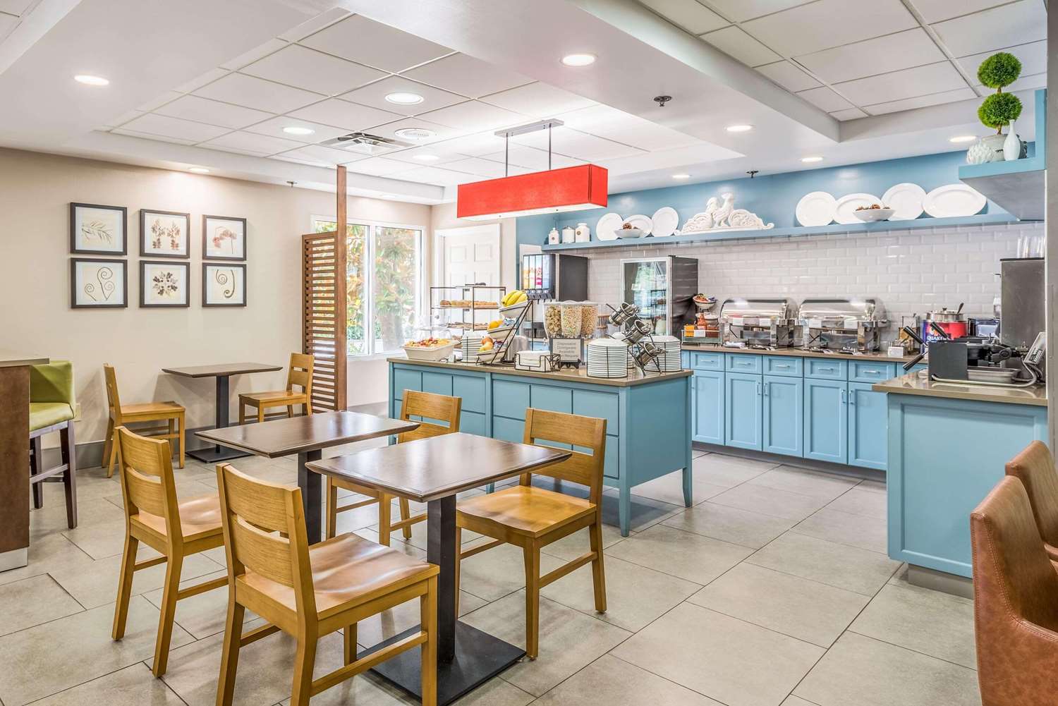 Country Inn and Suites By Radisson Cookeville TN 36/48