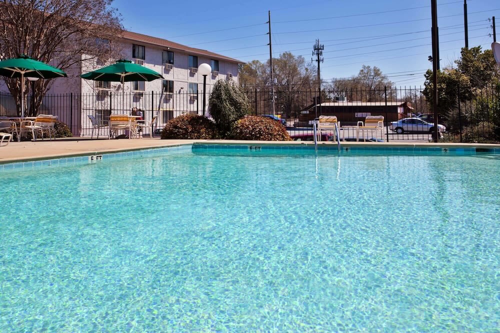 Travelodge by Wyndham Columbus State University 18/19