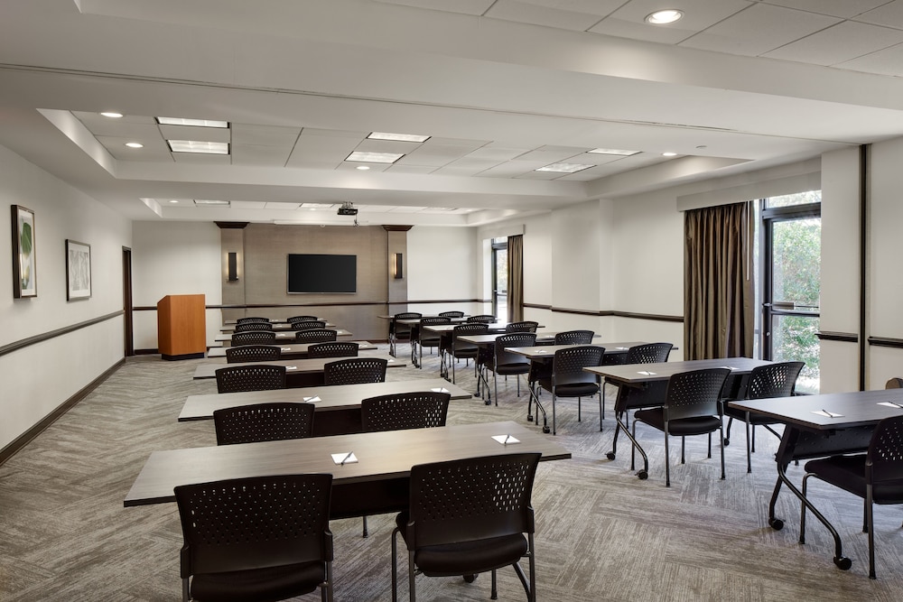 Hyatt Place Princeton 56/62