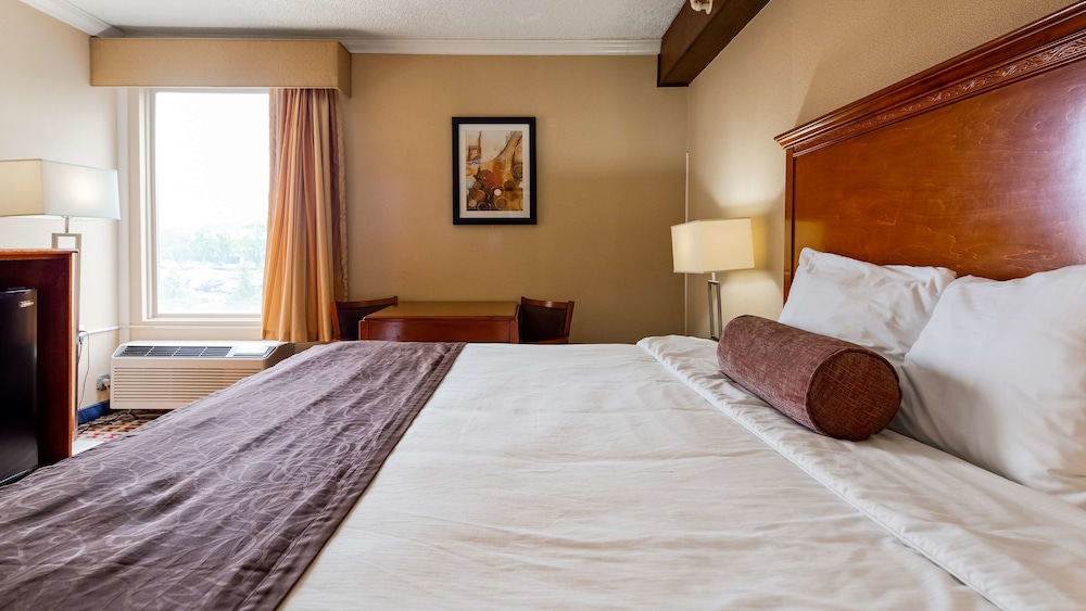 Best Western Fort Washington Inn 24/69