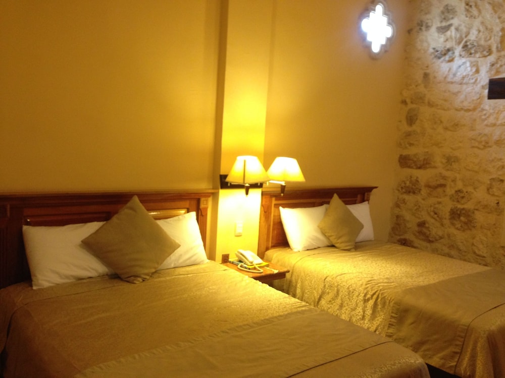Cancun International Suites Ex Mallorca Hotel And Suites 16/35