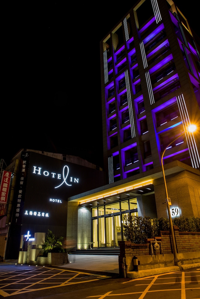 Hotel In 3/52