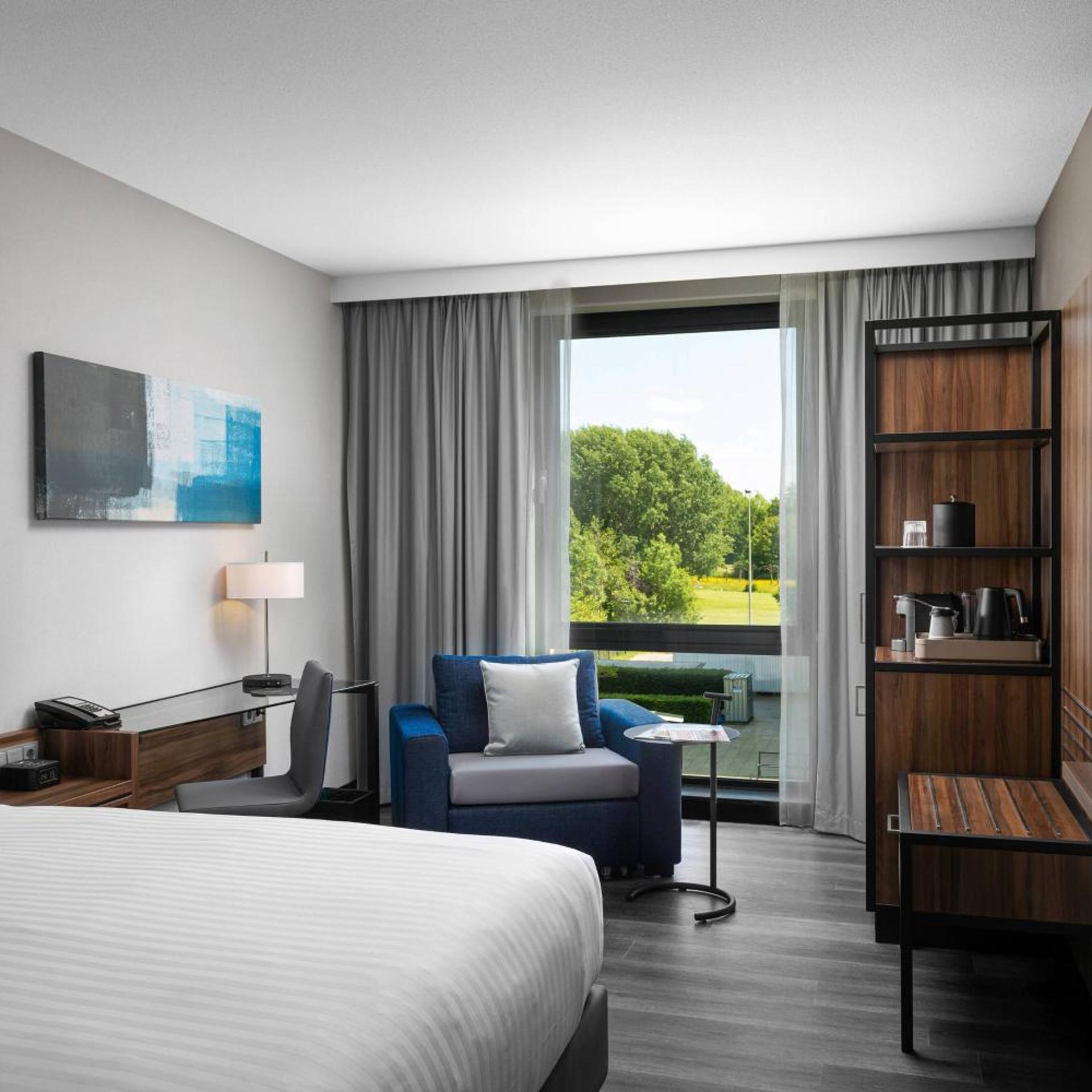 Guest Room, Comfort, King Bed, Sofa