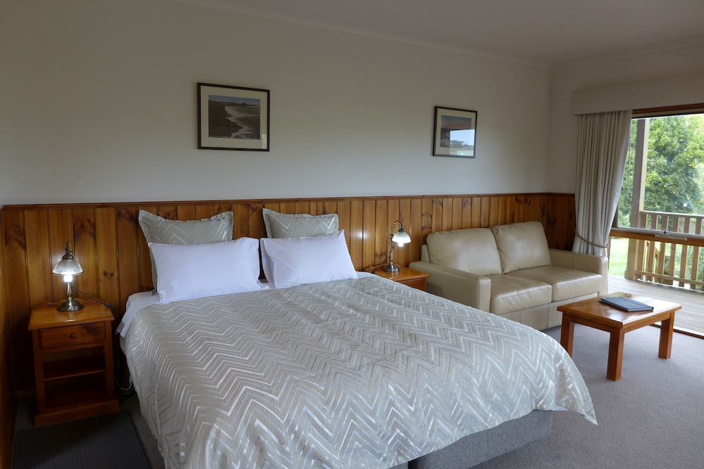 DAYSY HILL COUNTRY COTTAGES 15/50