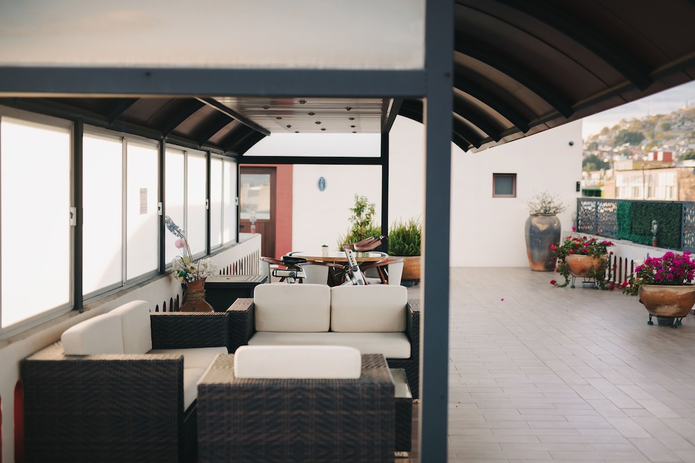 Hotel Casa Antigua 52/69