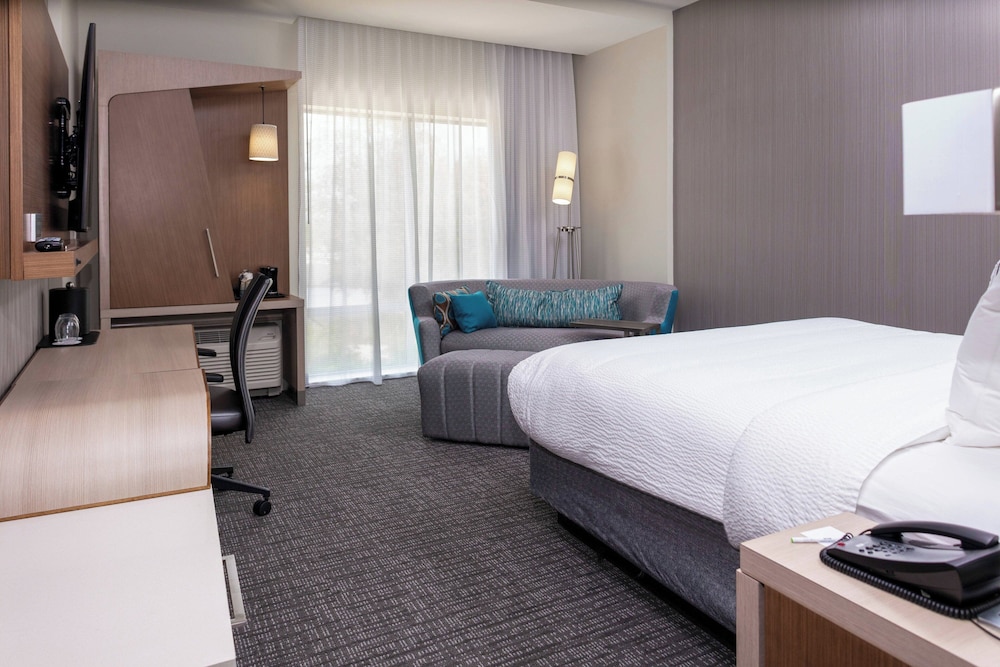 ROOM, MULTIPLE BEDS, ACCESSIBLE