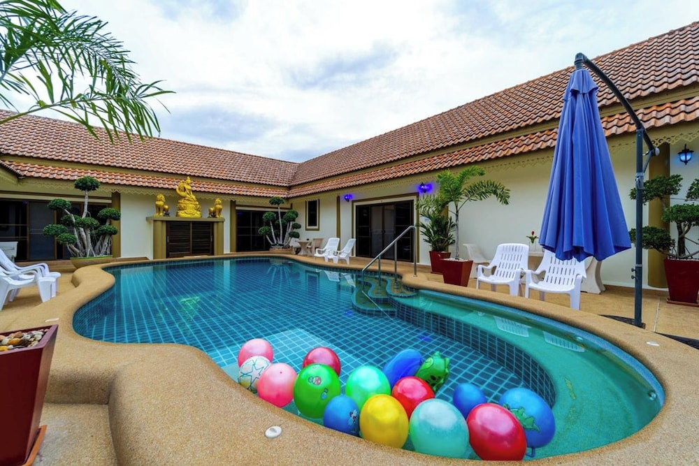Siam Court 2/50