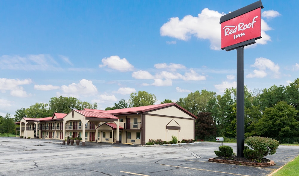 Red Roof Inn Marion, IN 6/45