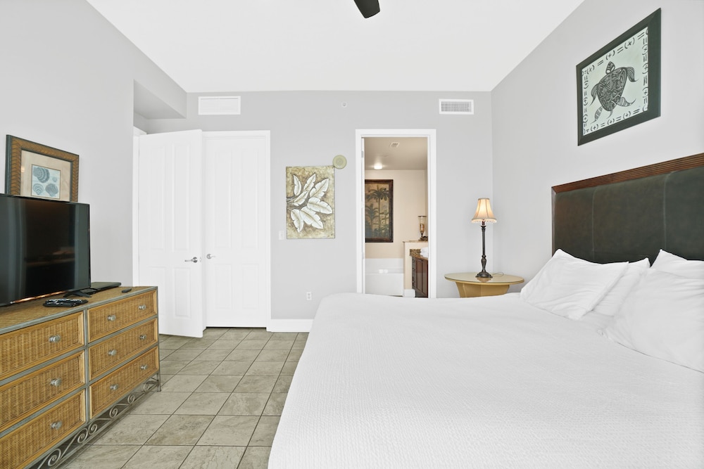 1 BEDROOM, CONDO, BEACH FRONT