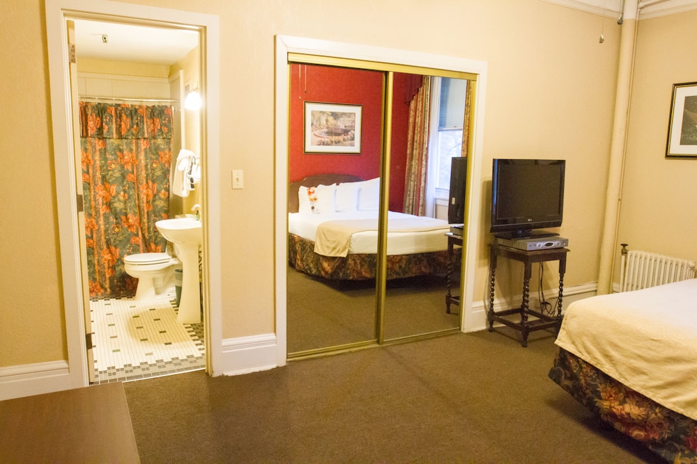 HOTEL COLORADO 24/72