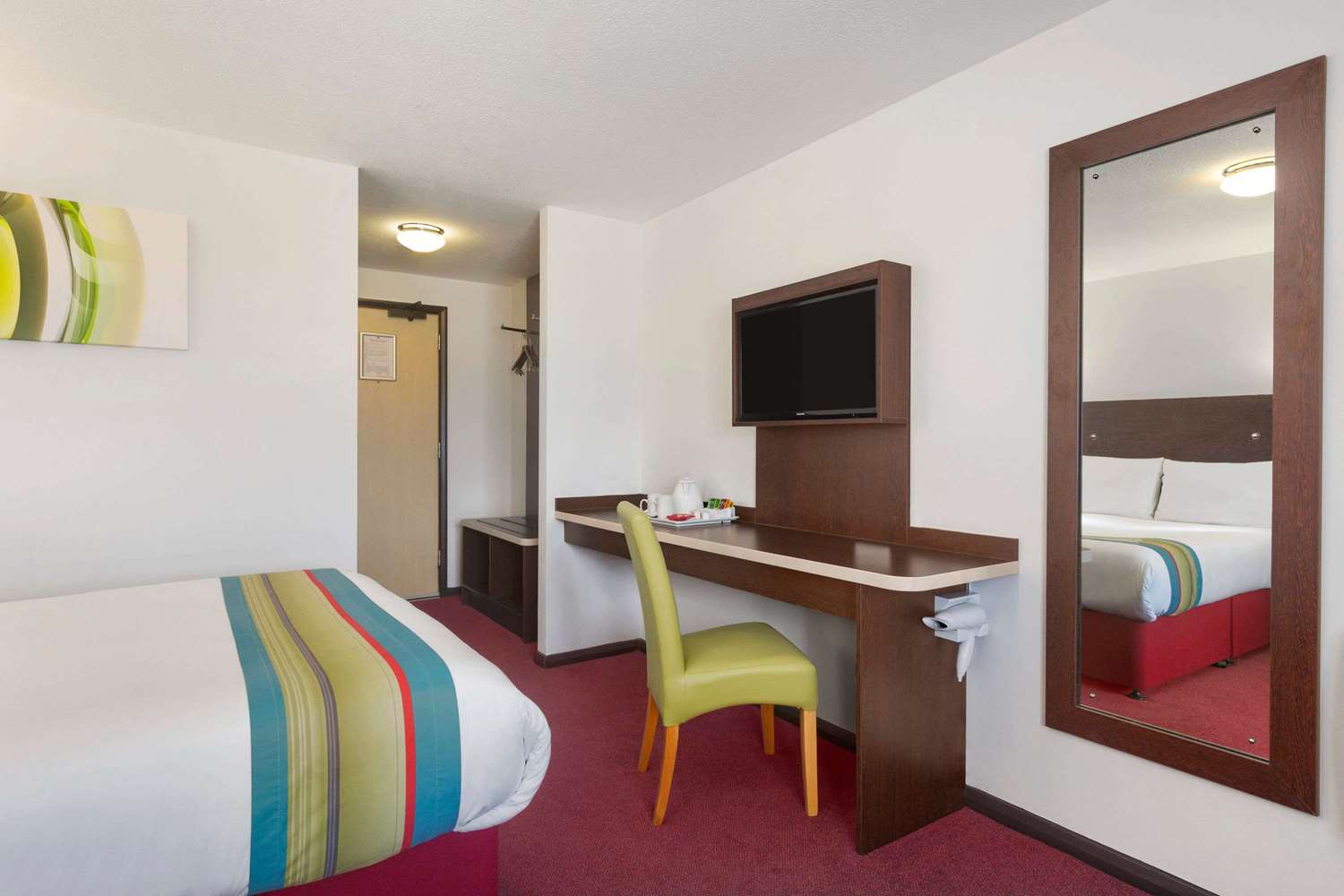 Ramada by Wyndham South Mimms M25 11/20