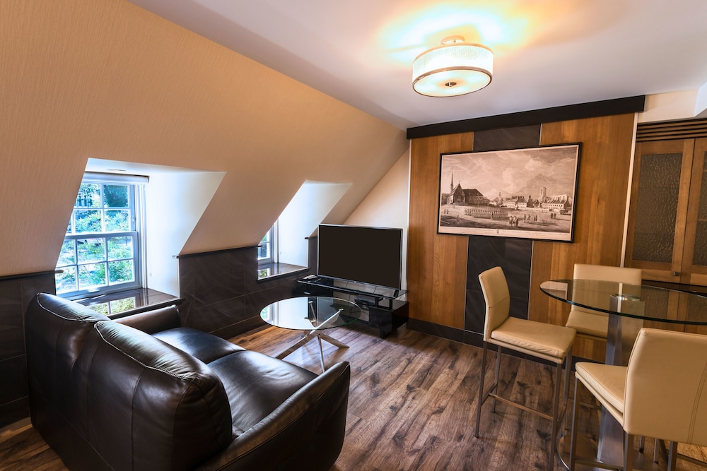 Auberge du Tresor 21/37
