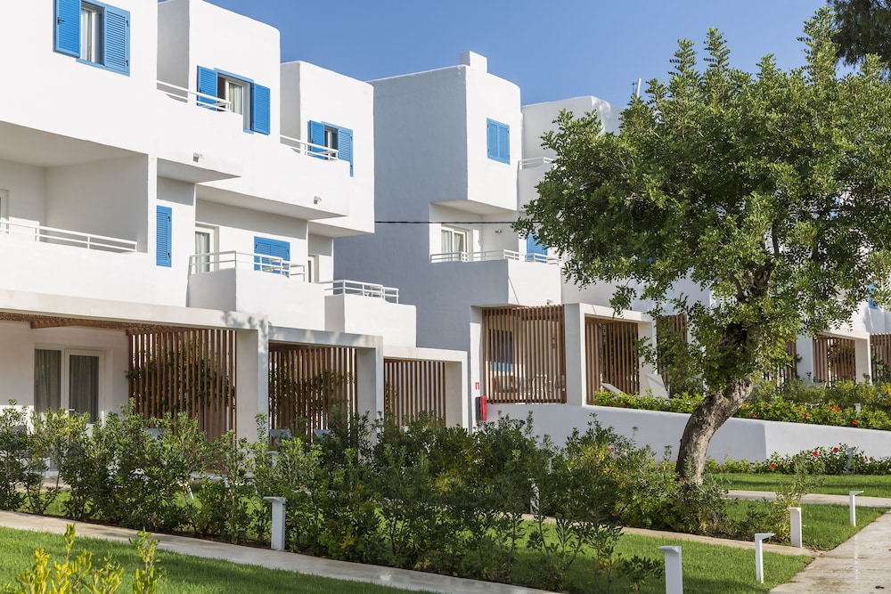 Cala Llenya Resort Ibiza Formerly Ola Club Cala Llenya 62/66