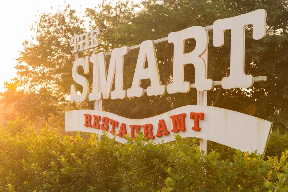 The Smart Hotel Hatyai 63/67