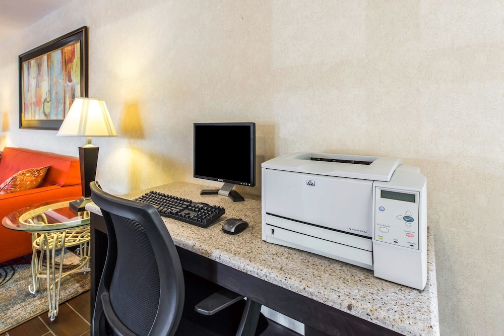 Quality Inn West Of Asheville 35/38