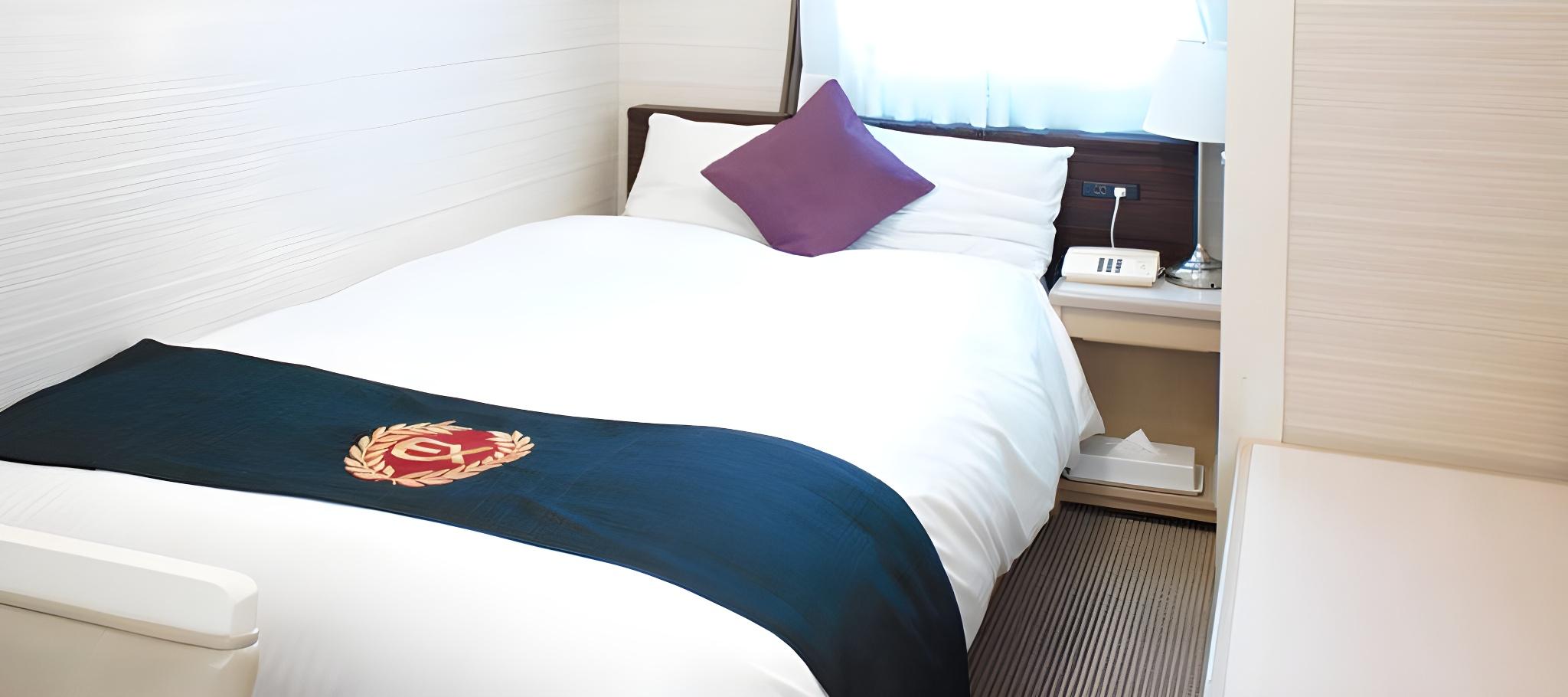 Semi Room, Style, Semi Double Bed, Smoking
