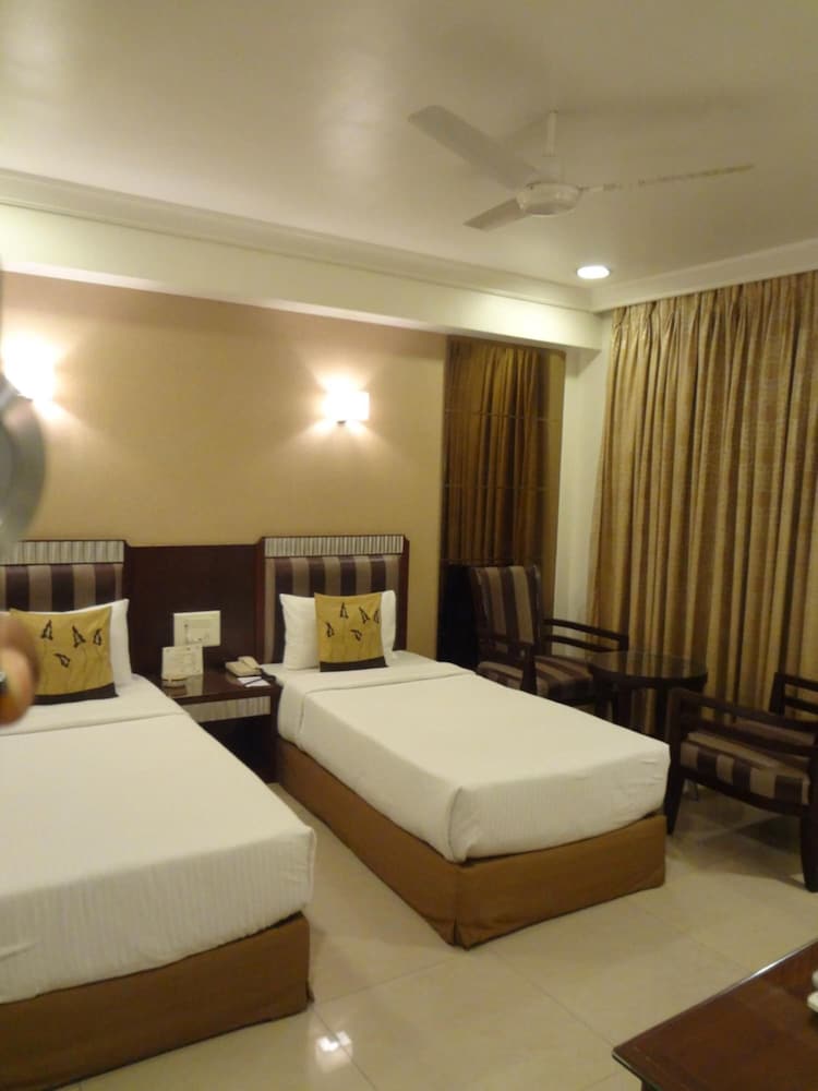 Suba Palace Hotel 9/42
