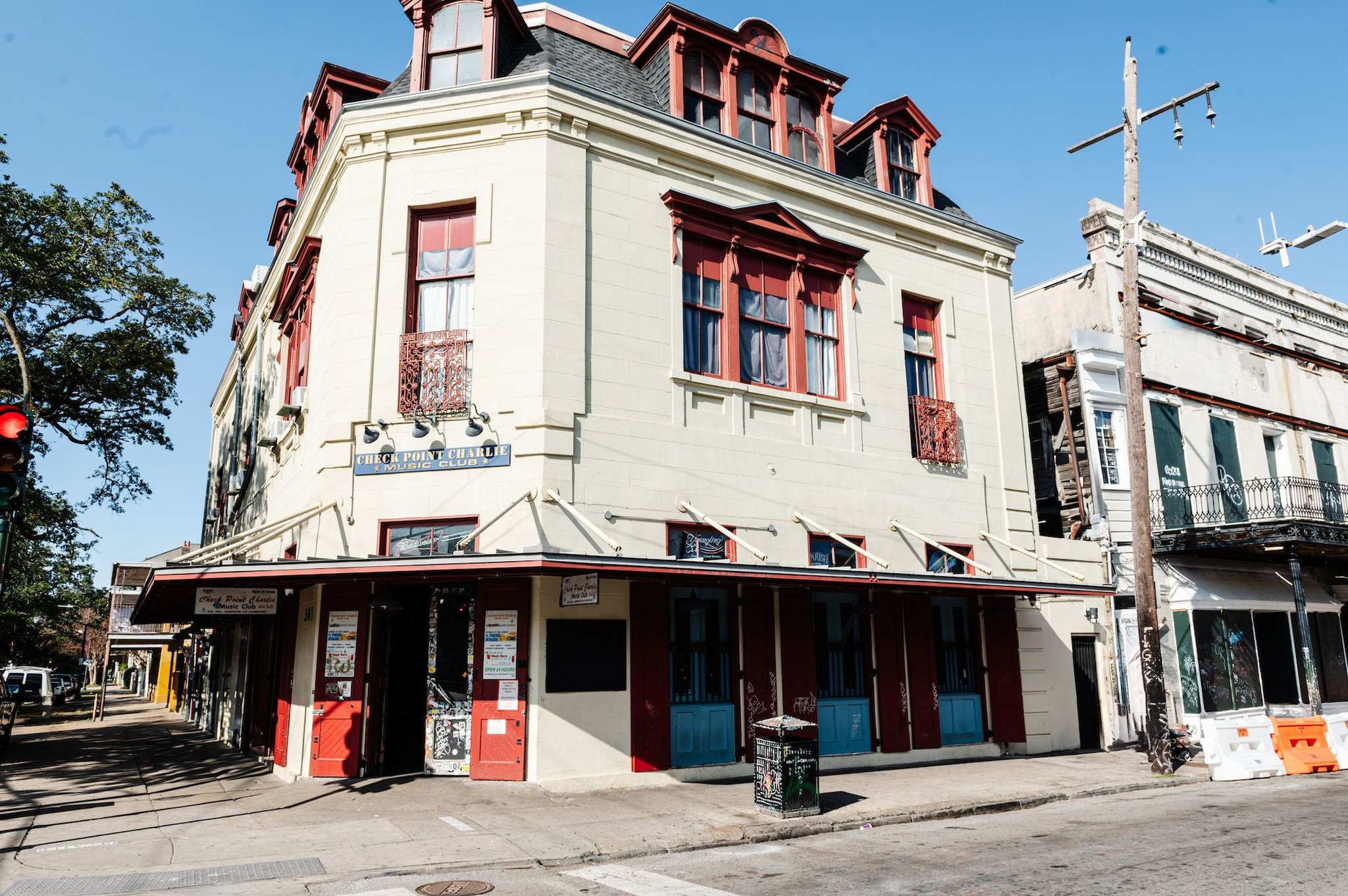 The Frenchmen Hotel 5/7