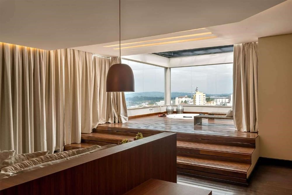 Tryp By Wyndham Varginha Cafe Royal 30/41