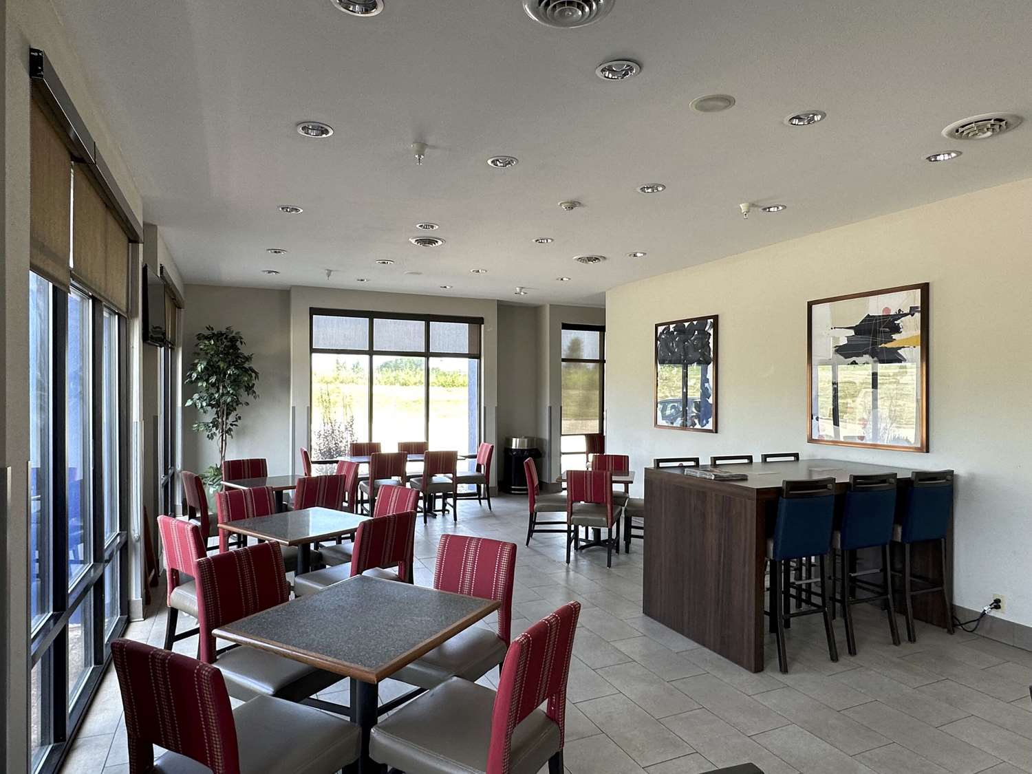 Comfort Suites Jackson Cape Girardeau 48/63