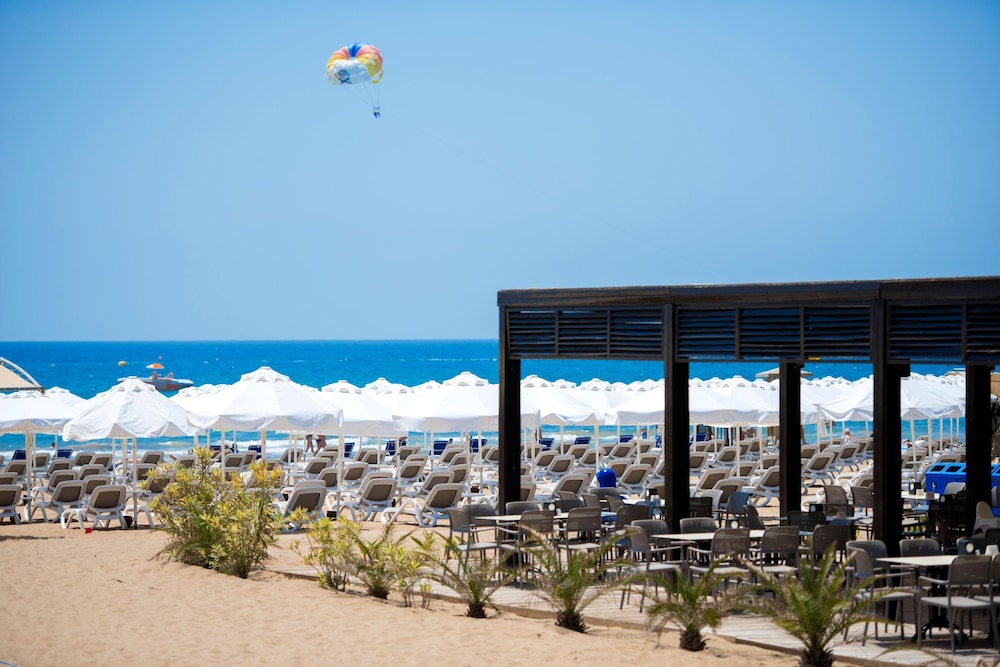 Barut B Suites 46/50
