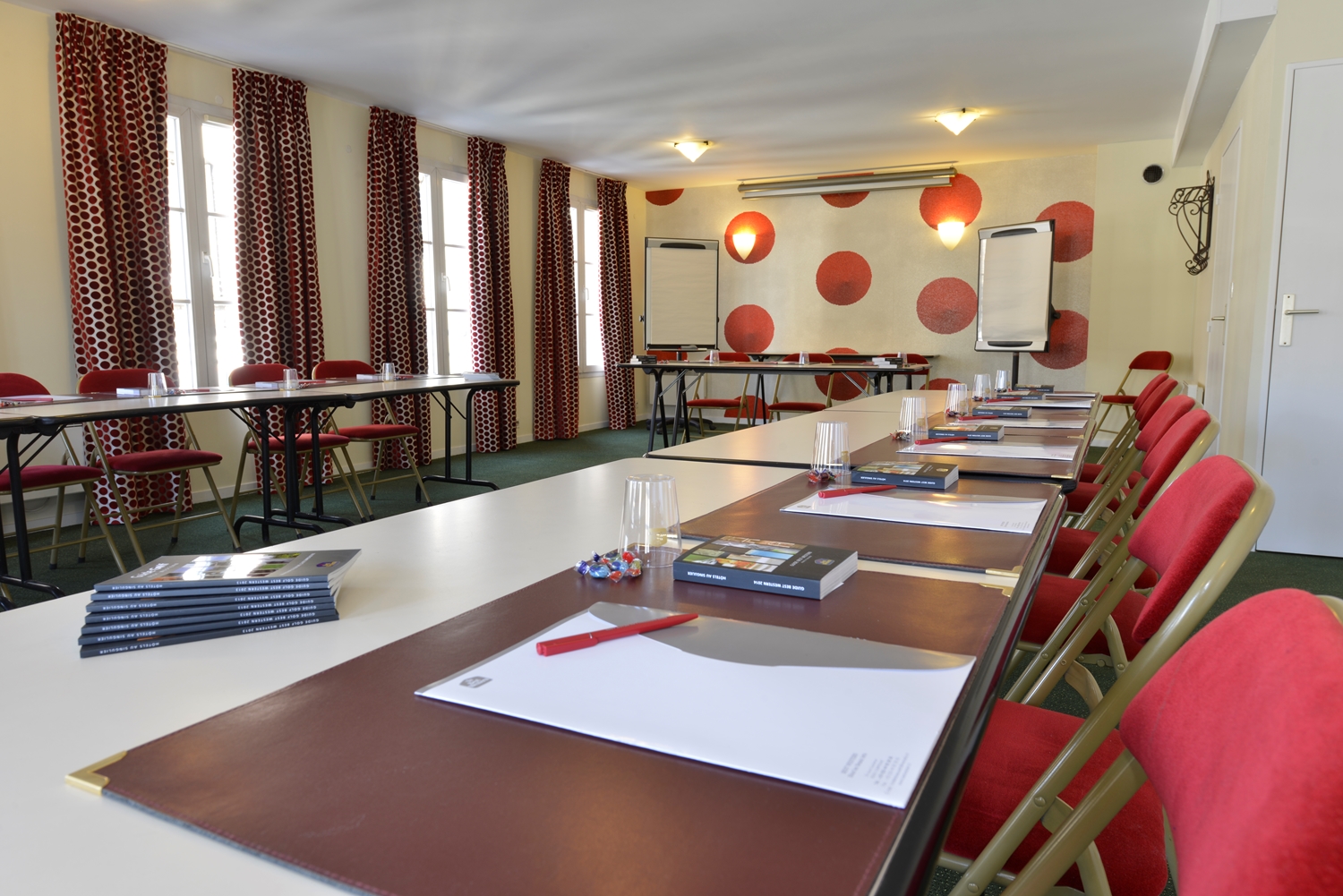 ALFRED HOTELS Compiegne 11/14