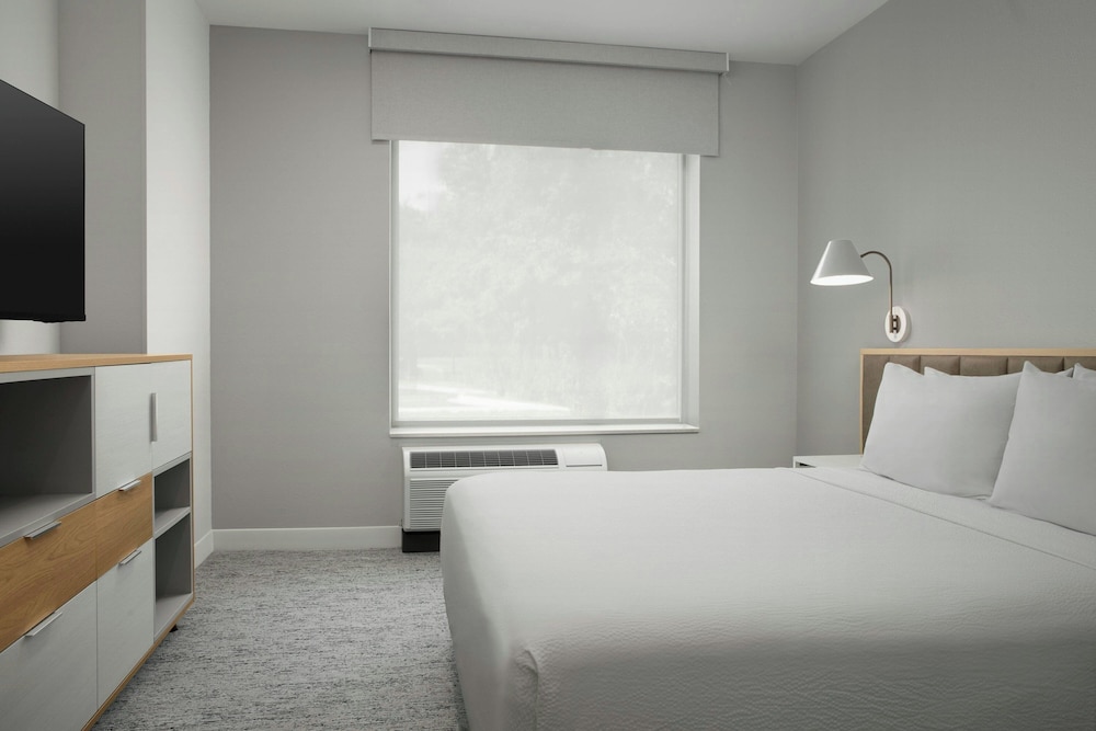 TownePlace Suites by Marriott Jacksonville Mayport 9/50