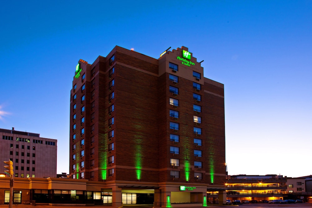 Holiday Inn Hotel And Suites Winnipeg Downtown 1/78