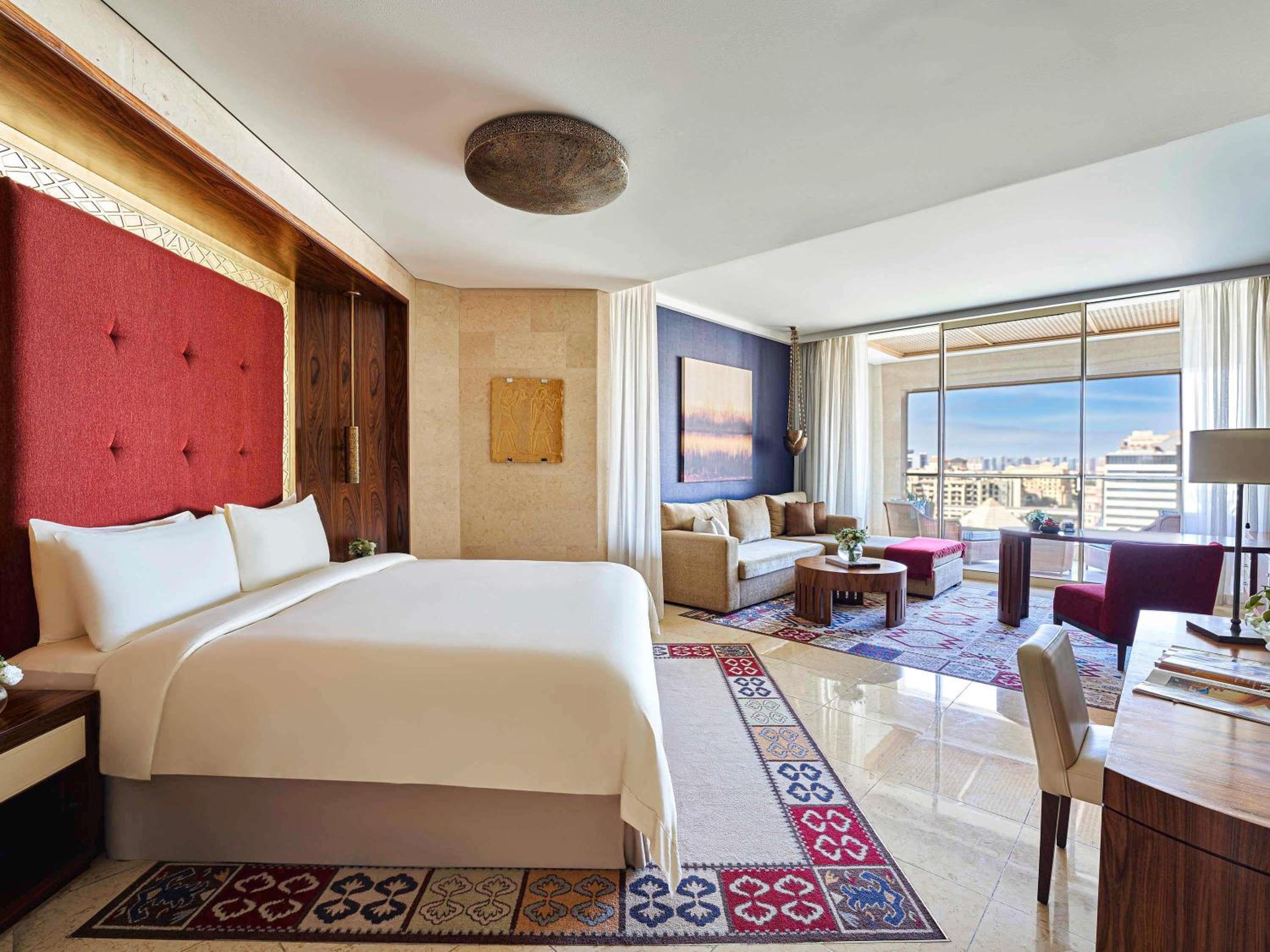 Raffles, Club, King Bed, Terrace, Club Lounge Access