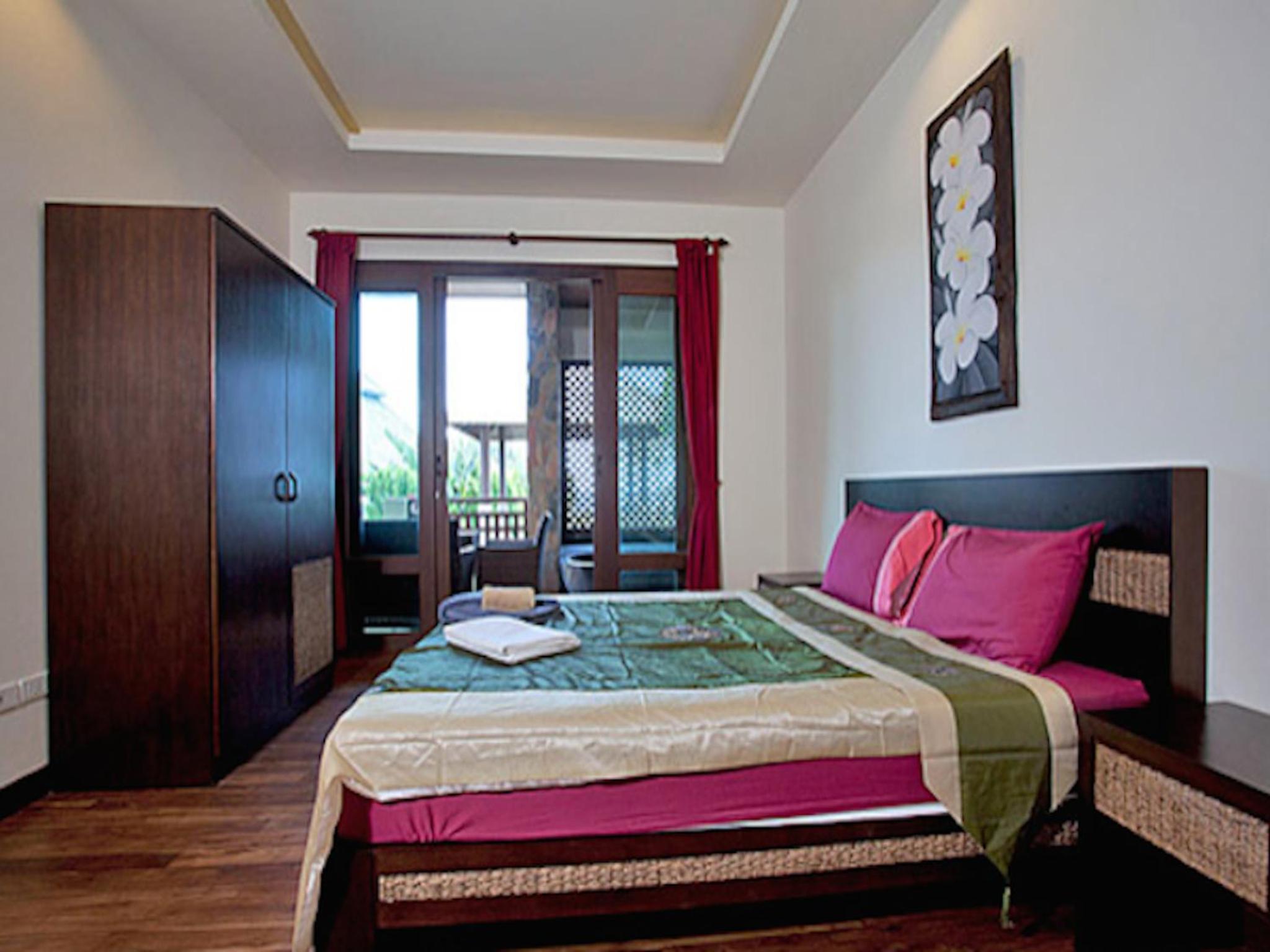 2 Bedrooms, Apartment, Beach Front, High Floor
