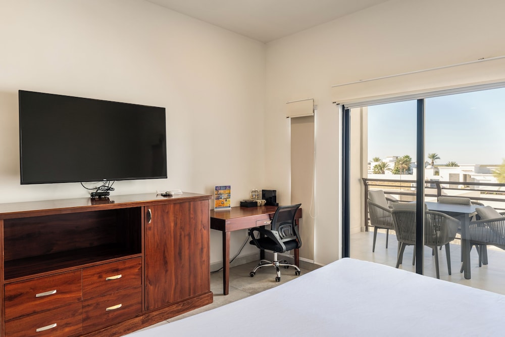 Laguna Shores Resort 38/49