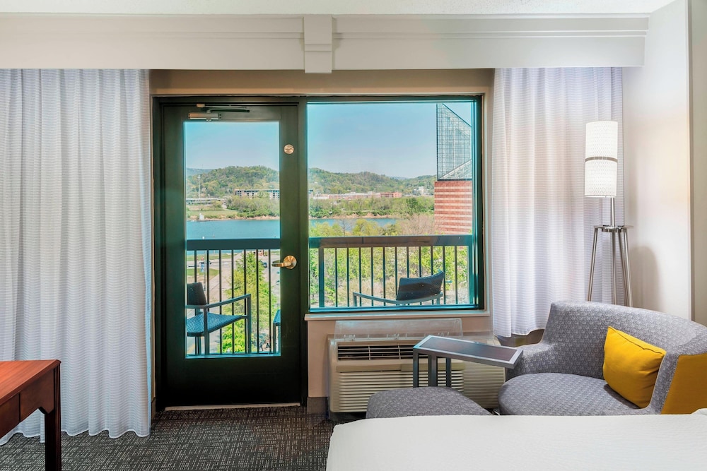 Courtyard By Marriott Chattanooga Downtown 35/50