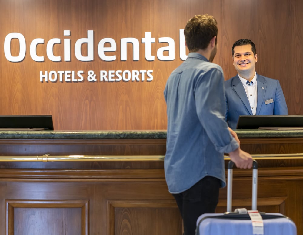 Occidental Taksim Hotel 8/72