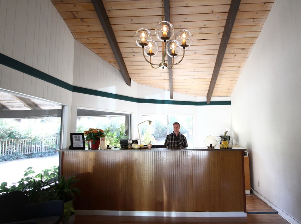 The Occidental Lodge 7/55