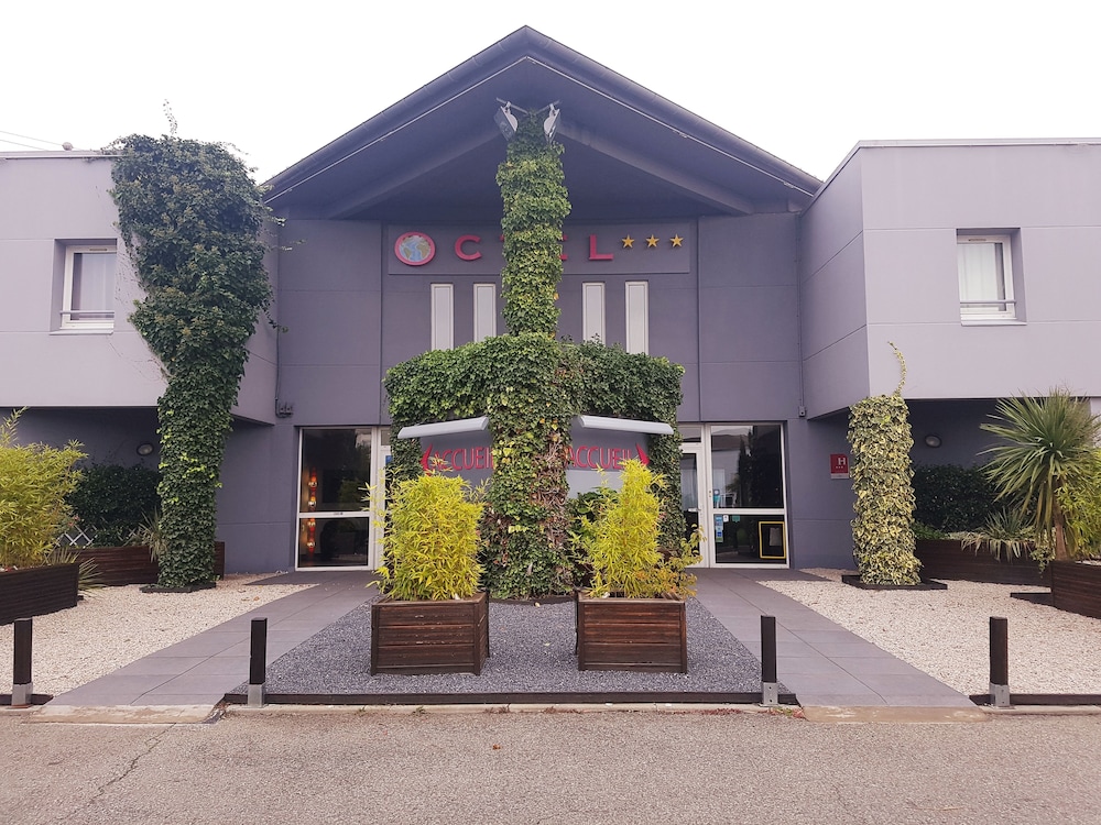 hotel
