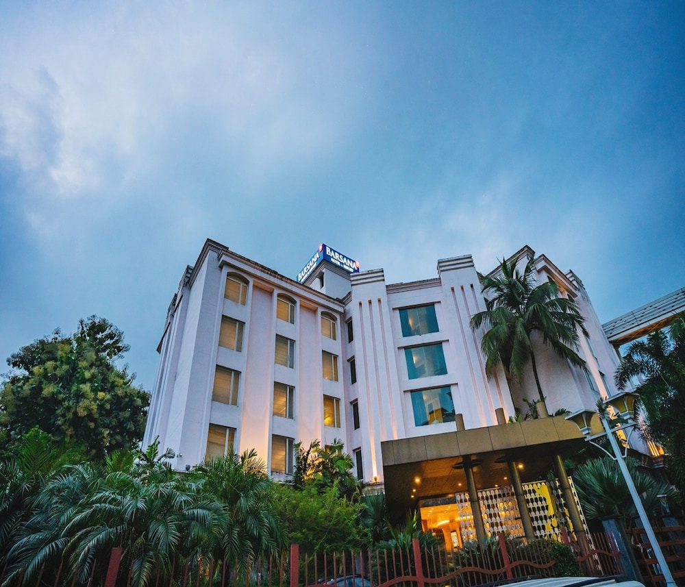 Barsana Hotel And Resort 2/50
