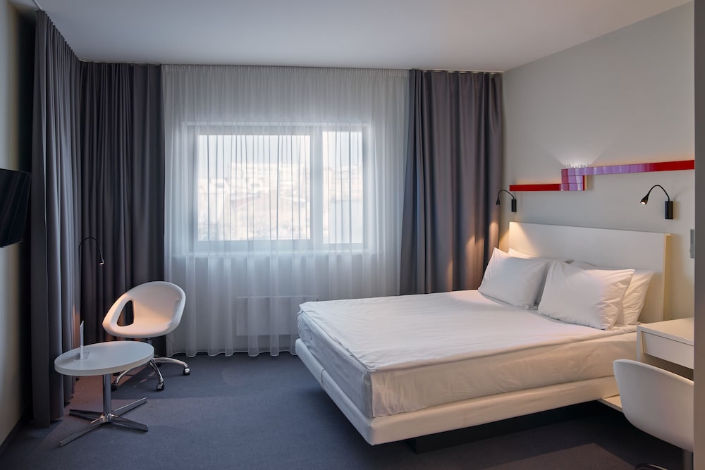Holiday Inn Vilnius 24/72