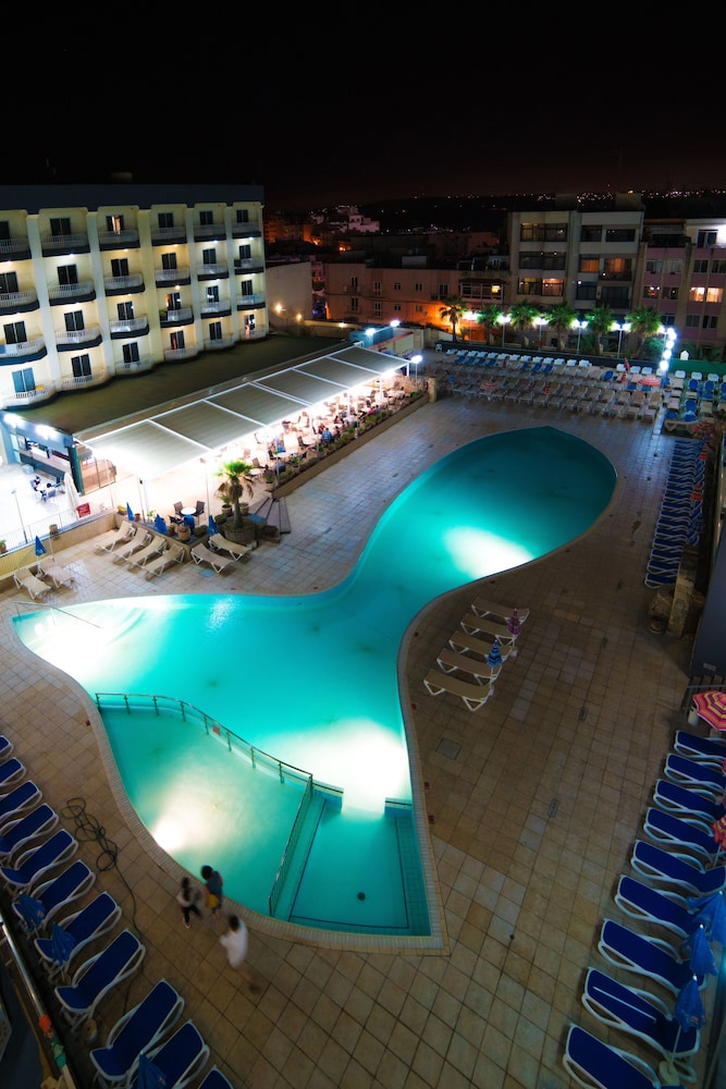 TOPAZ HOTEL 12/66