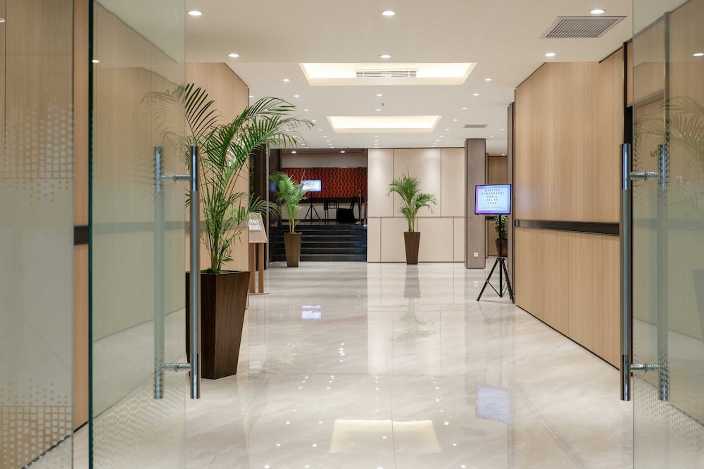 Orchardz Jayakarta Hotel 11/73