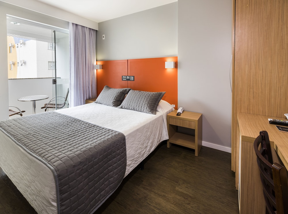 Tropikalya Gold Hotel 12/50