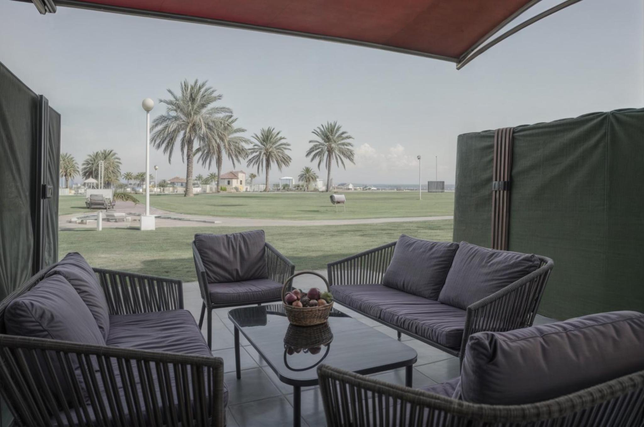 منتجع شاطئ النخيل(Palm Beach Resort) 54/73