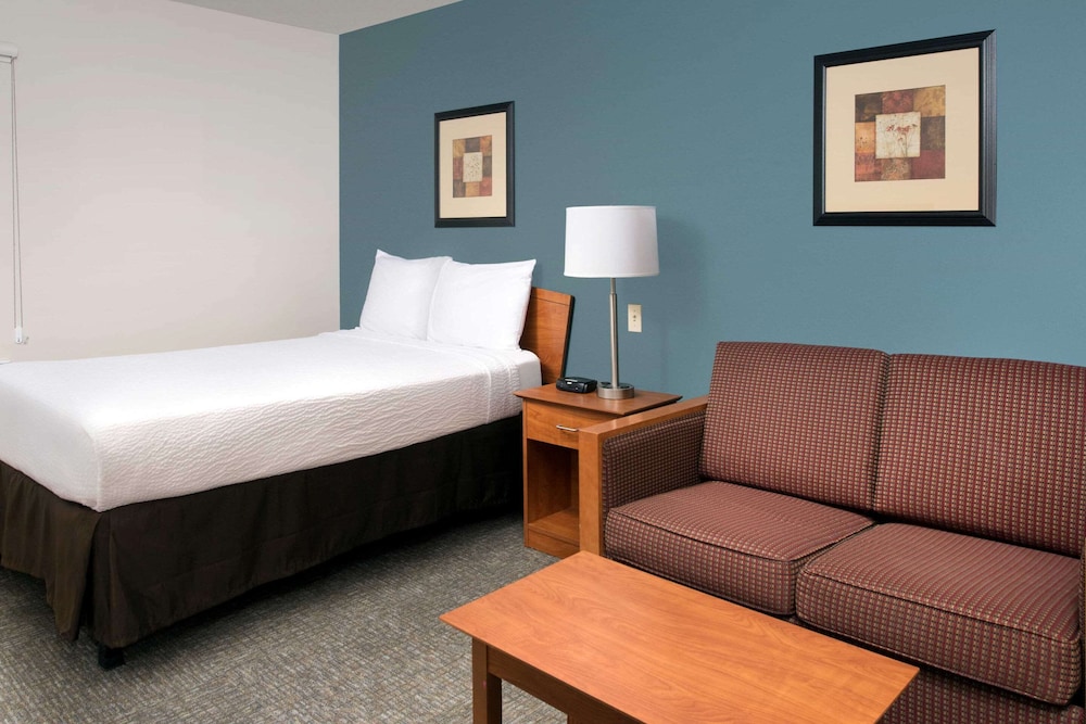 WoodSpring Suites Gainesville I-75 13/22