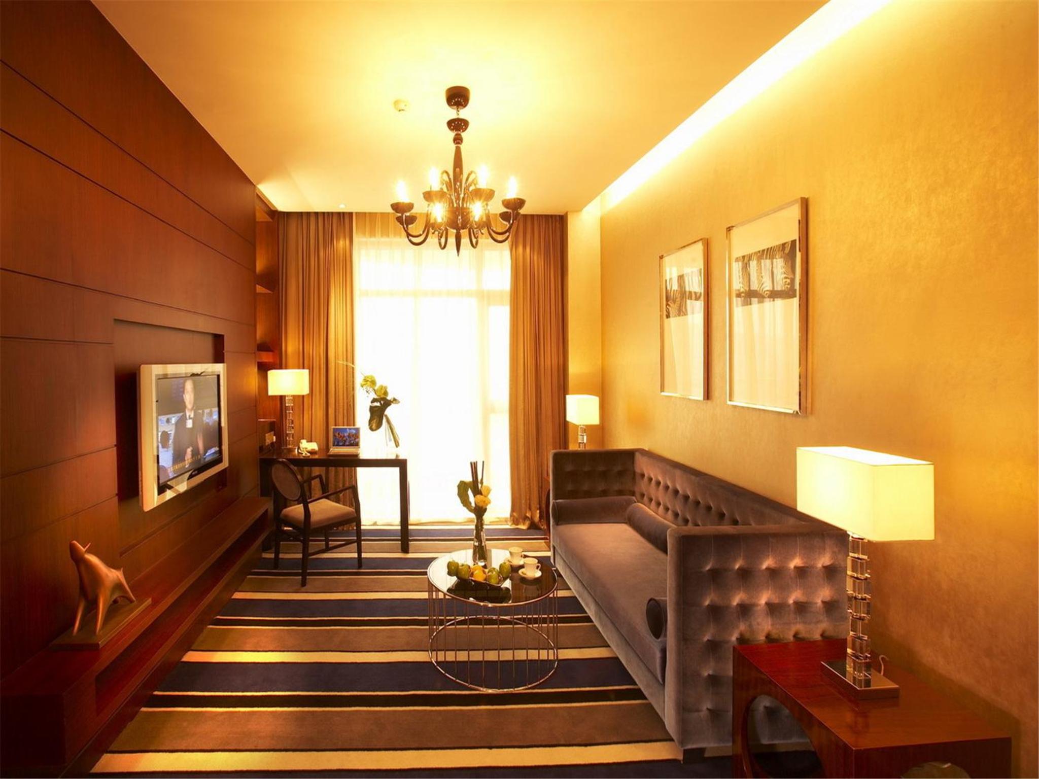 Hiyet Oriental Hotel Zhongshan 40/47