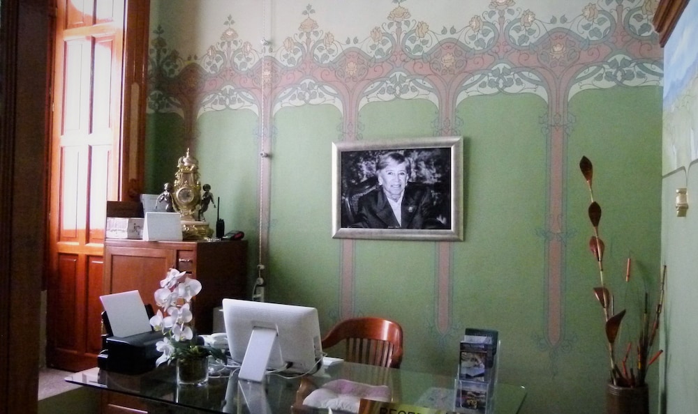 SMALL LUXURY HOTEL AZCAMI 46/50