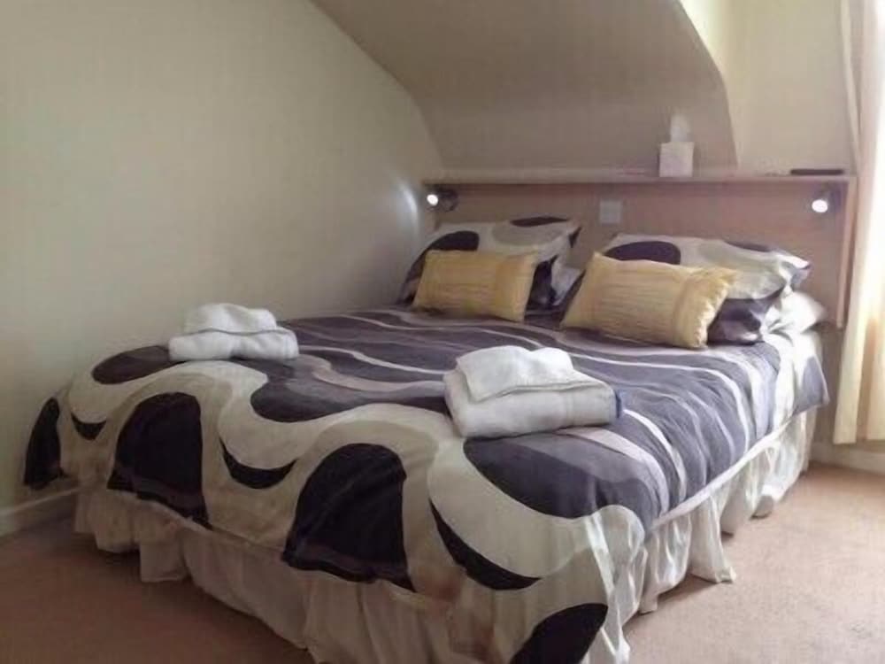 The Beverley Hotel 13/49