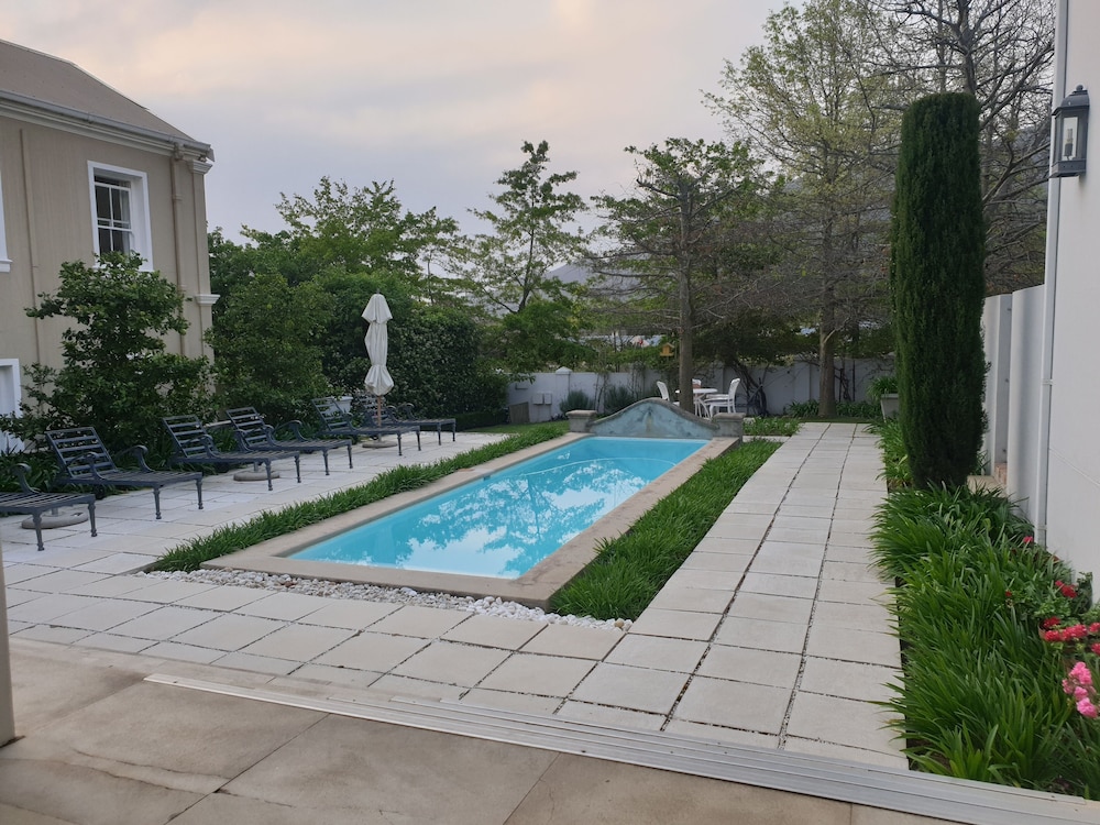 Maison d Ail 39/43