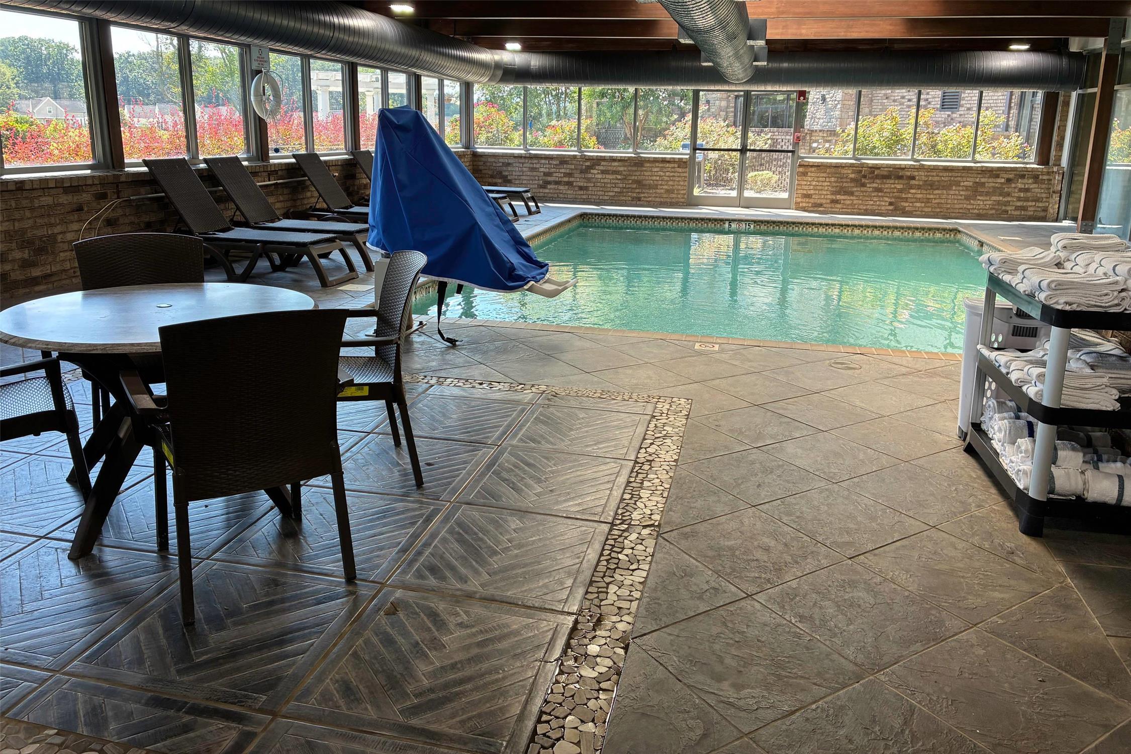 Comfort Inn & Suites Near Lake Guntersville 28/52