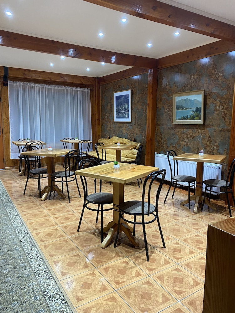 Hostal Graciela 27/50