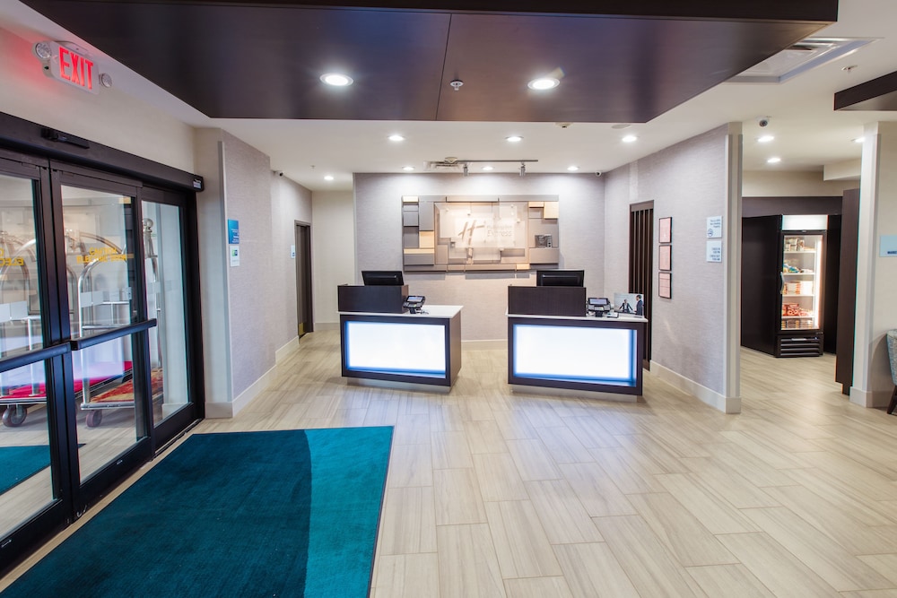 Holiday Inn Express Hotel Suites Harriman 10/53